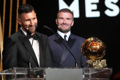 El cálido mensaje de David Beckham le dedicó a Lionel Messi (AP Foto/Michel Euler)