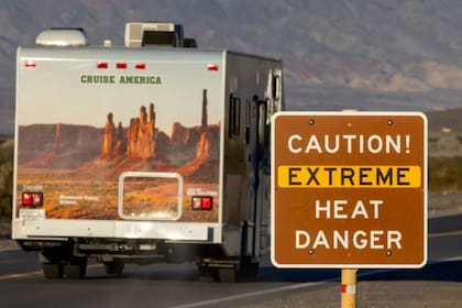 El calor es cada vez más extremo en Estados Unidos, pero el gobierno no lo vincula con los gases