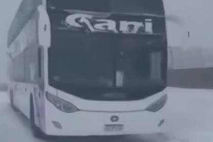 El Camino de las Altas Cumbres tapizado de blanco