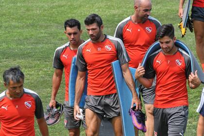 El campeón de la Sudamericana se medirá esta miércoles en Avellaneda con Gremio, el ganador de la Libertadores, en un choque con una rica historia