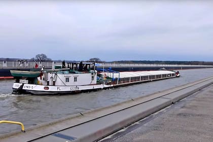 El puente-canal navegable Magdeburgo en Alemania. El Gobierno apunta a una hidrovía continental para la producción