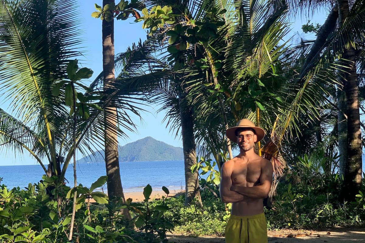 El cáncer disparó numerosos cambios en la vida de Nicolás de Biase, como viajar por el mundo