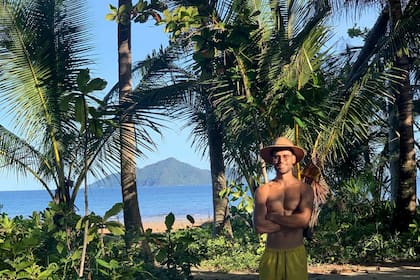 El cáncer disparó numerosos cambios en la vida de Nicolás de Biase, como viajar por el mundo