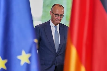 El canciller de Alemania, Friedrich Merz, llega a una conferencia de prensa esta semana en Berlín (Archivo)