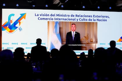 El canciller Pablo Quirno durante su participación virtual en el Coloquio de IDEA