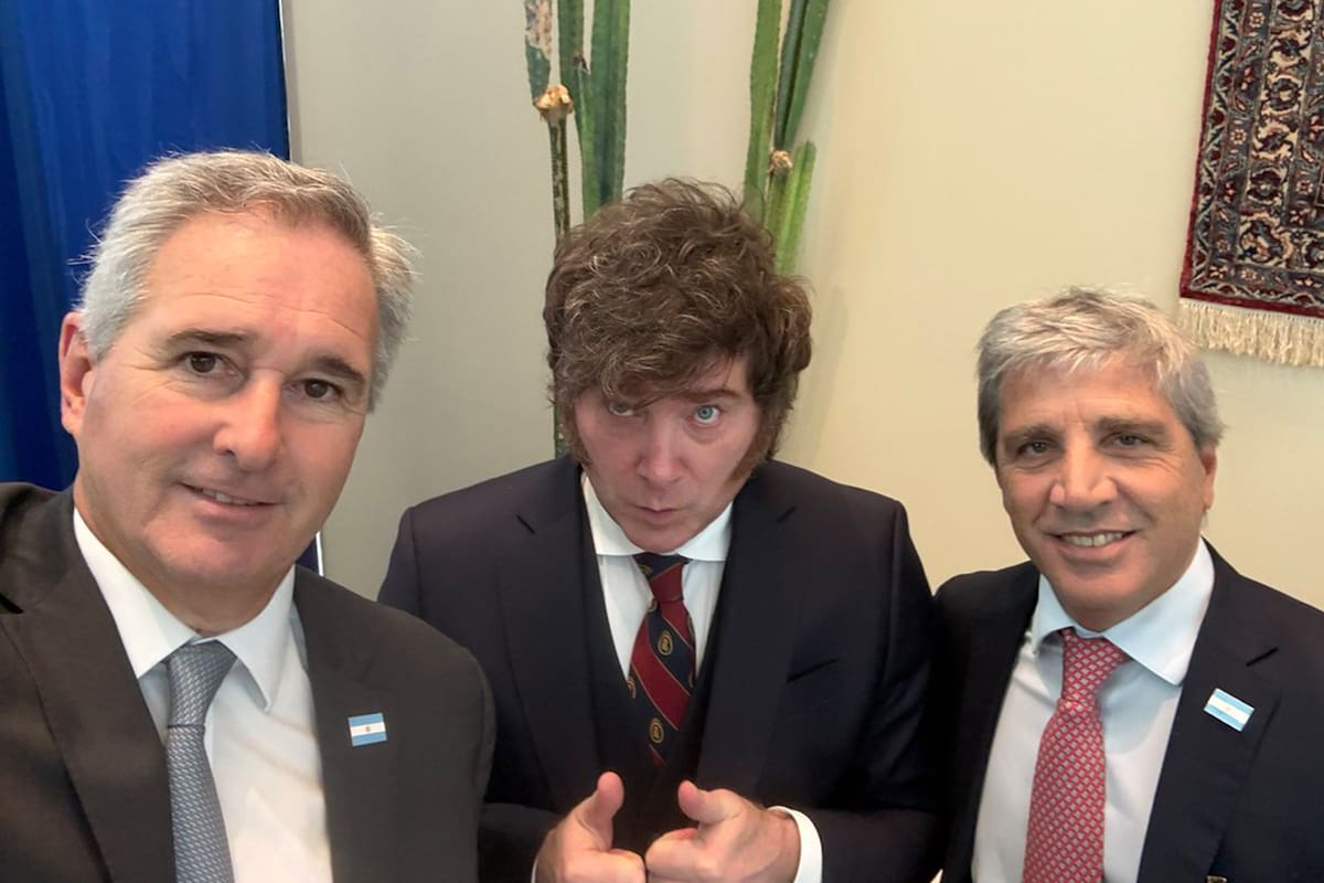 El canciller Pablo Quirno, el presidente Javier Milei y el ministro de Economía, Luis Caputo, esta semana en Nueva York