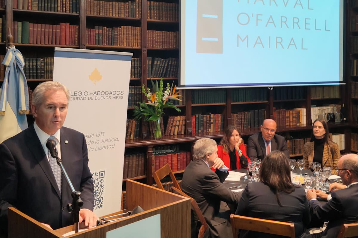 El canciller Pablo Quirno en el Colegio de Abogados porteño