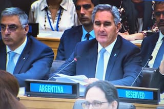El Gobierno denunció la “militarización” de Malvinas y le reclamó a Gran Bretaña retomar las negociaciones