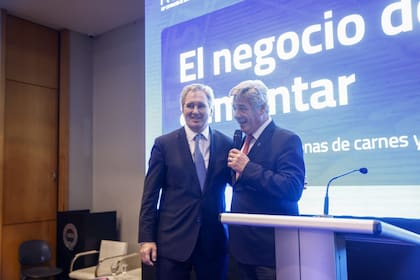 El canciller Quirno junto al presidente de la SRA, Nicolás Pino