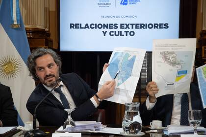 El canciller Santiago Cafiero, este jueves en la comisión de Relaciones Exteriores del Senado