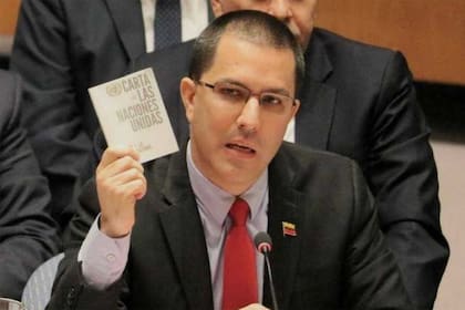 El canciller venezolano Jorge Arreaza criticó el voto argentino en la ONU