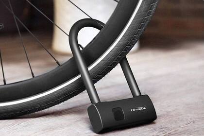 El candado Youpin Areox se destraba con la huella dactilar