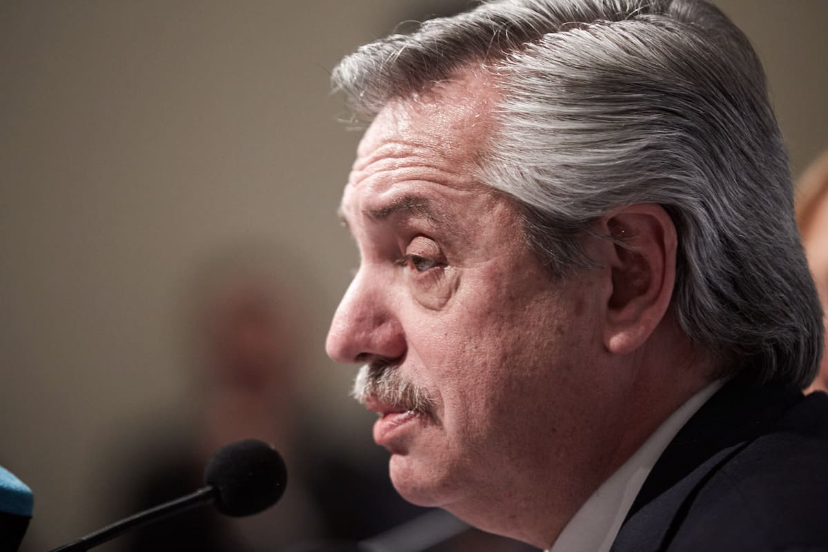 El candidato a presidente de Argentina, Alberto Fernandez y la candidata a gobernadora de Mendoza, Anabel Fernandez Sagasti, dieron una conferencia de prensa en el hotel Intercontinental. Departamento de Guaymallen, Mendoza, 22 de agosto de 2019