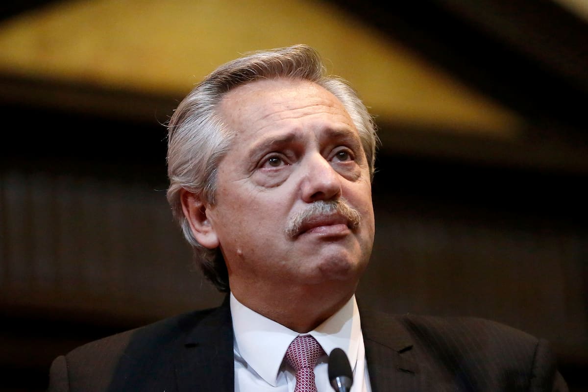 el candidato a presidente por el frente de todos, Alberto Fernandez en el aula magna de la facultad de derecho durante el homenaje a Esteban Righi