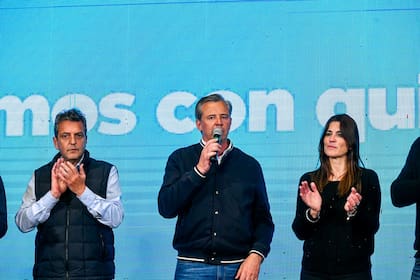 El candidato Adán Bahl con el Ministro de Economía y candidato presidencial oficialista, Sergio Massa