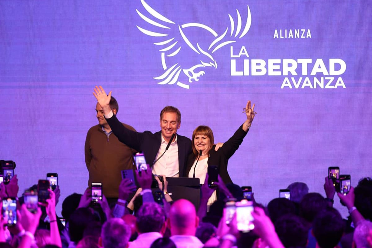 El candidato de LLA, Diego Santilli, le ganó a Jorge Taiana, de Fuerza Patria, en provincia de Buenos Aires