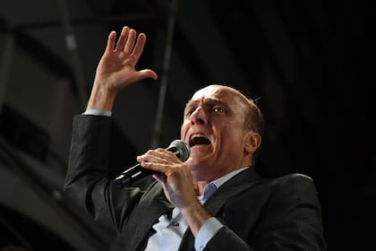 El candidato del Frente Amplio, Daniel Martinez