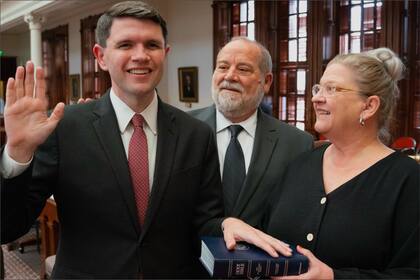 El candidato demócrata para el cargo de senador en Texas es un exmaestro y seminarista presbiteriano que se graduó de la Universidad de Harvard con una maestría en Educación