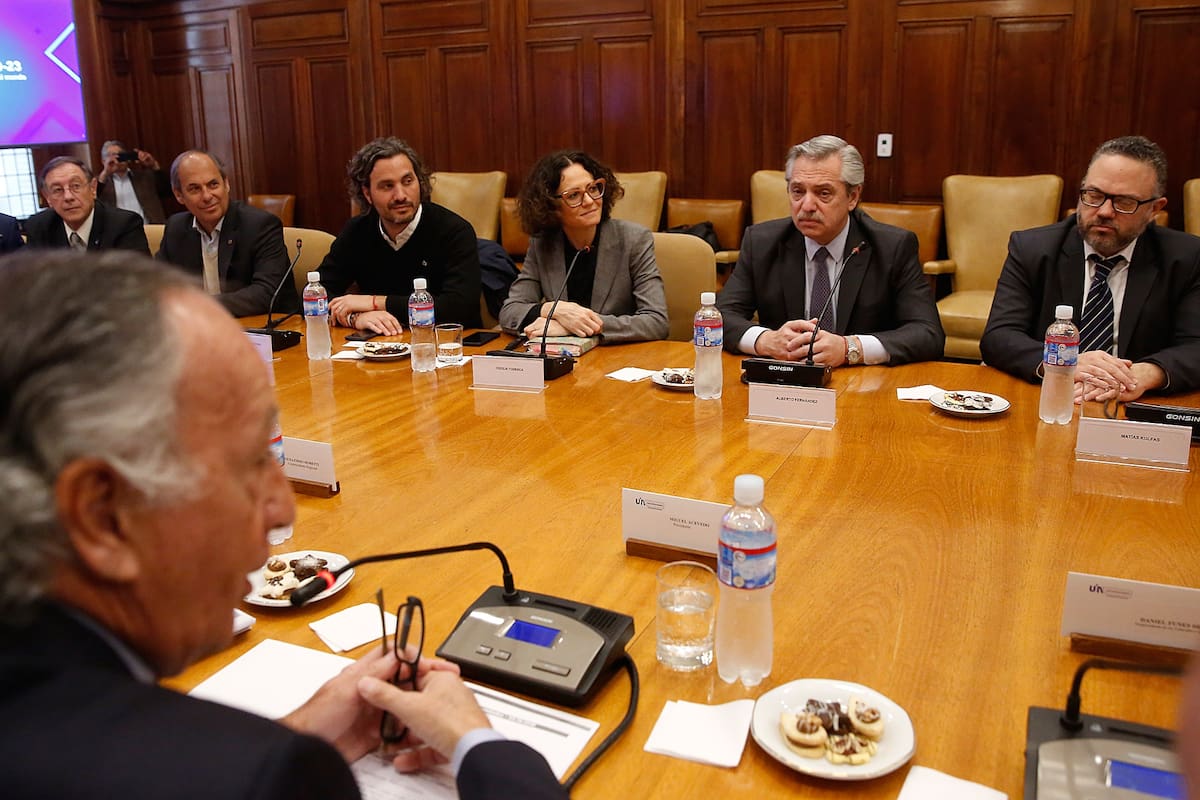 El candidato presidencial del Frente de Todos, Alberto Fernández, se reunió con directivos de la Unión Industrial Argentina (UIA)