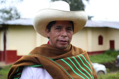 El candidato presidencial por el partido Perú Libre, Pedro Castillo, lleva ventaja en el recuento de los votos, pero aún no fue anunciado como ganador