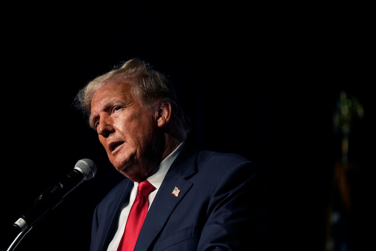 El candidato republicano a la presidencia, expresidente Donald Trump, en el Centro de Convenciones del condado Palm Beach en West Palm Beach, Florida. (AP Foto/Rebecca Blackwell, File)