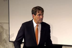 El candidato republicano para el Senado de Nueva Jersey, Curtis Bashaw, vivió un momento de desorientación durante el debate del domingo