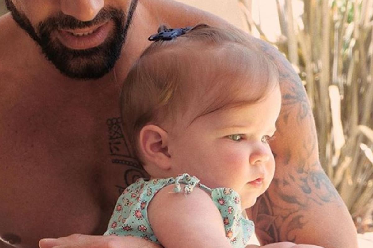 El cantante boricua enterneció a todos sus seguidores con una foto junto a su hija Lucia