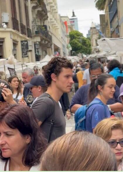 El cantante canadiense de 26 años recorrió la ciudad como un turista más