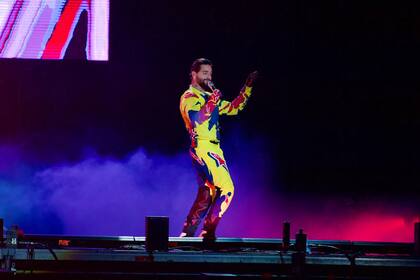 El cantante colombiano repasó viejos hits y temas de su último álbum durante su concierto porteño