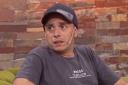 El cantante criticó la campaña de vacunación