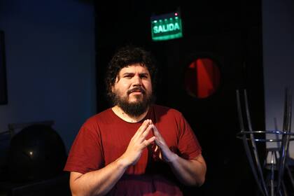 El cantante de Él Mató a un Policía Motorizado compuso la banda sonora de la película de Fernando Salem