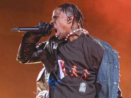 El cantante de hip hop Travis Scott comenzó su carrera en la industria a los 16 años
