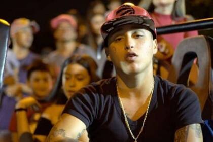 El cantante de trap y otras 44 personas fueron detenidas