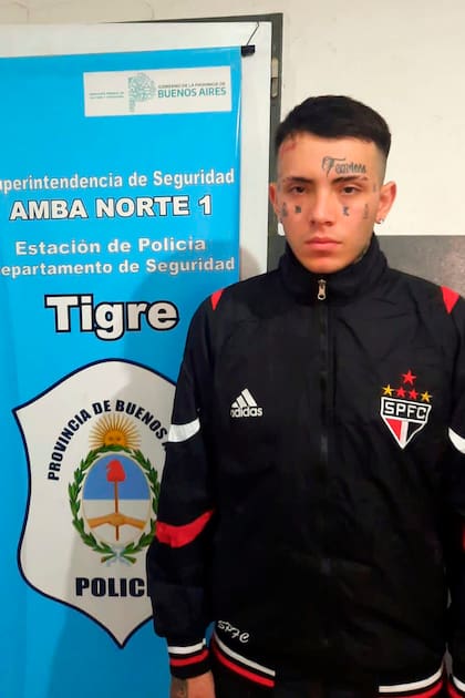 El cantante del género RKT apodado Despre, y conocido mediáticamente por ser el actual novio de Tamara Báez, la ex pareja de L-Gante, fue detenido esta madrugada por haber ingresado armado a un boliche de la localidad bonaerense de Don Torcuato, partido de Tigre.