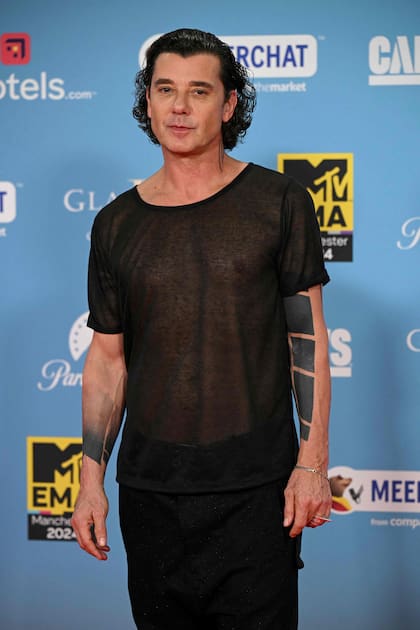 El cantante inglés Gavin Rossdale, exmarido de Gwen Stefani, posó en la alfombra roja al llegar a los MTV Europe Music Awards