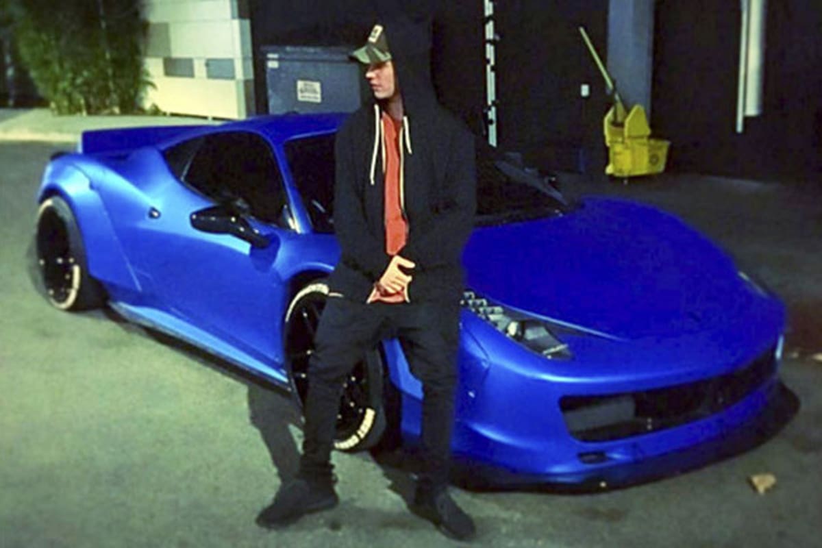El cantante Justin Bieber tiene prohibido comprar autos Ferrari. (Foto: Instagram / @justinbieber)