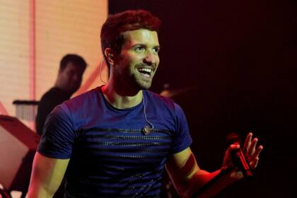 El cantante malagueño hizo bailar al Luna Park