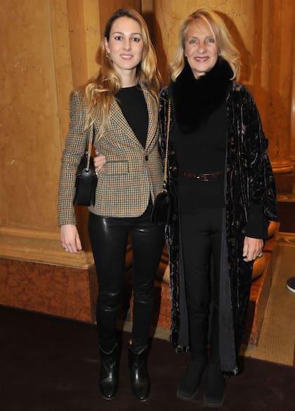 La periodista Nieves Zuberbühler y su madre Marina Blaquier