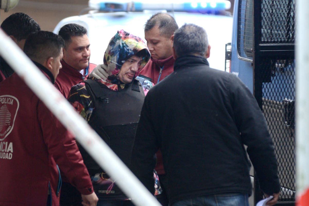 El cantante pasó su primera semana en prisión como paciente del hospital