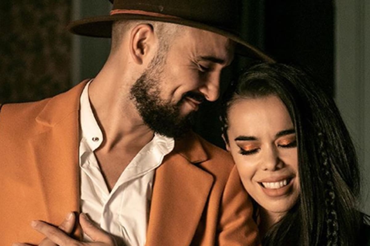El cantante presentó su nueva canción, donde participa la compositora española Beatriz Luengo