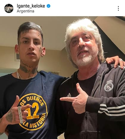 El cantante se mostró con el ex barrabrava de Boca Juniors