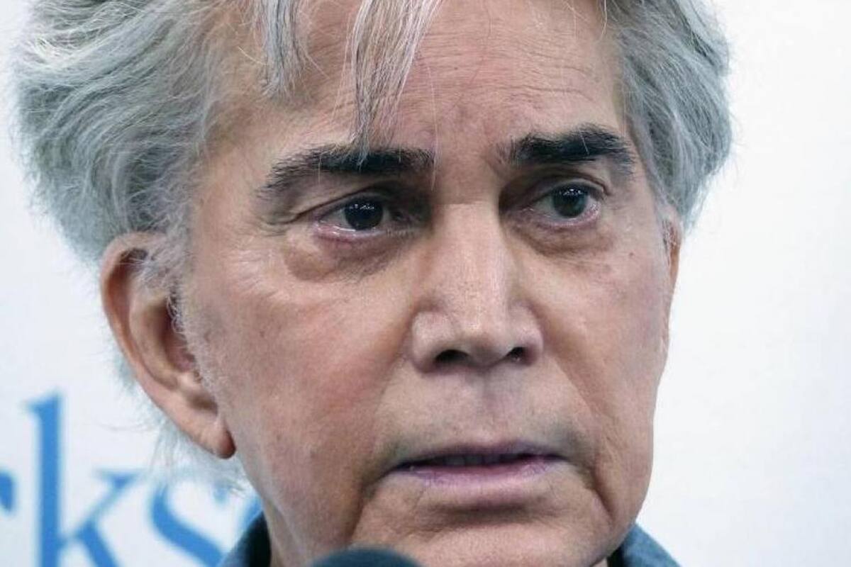 El cantante se refirió al mal momento que atraviesa su país y no ahorró críticas hacia el rol del sumo pontífice