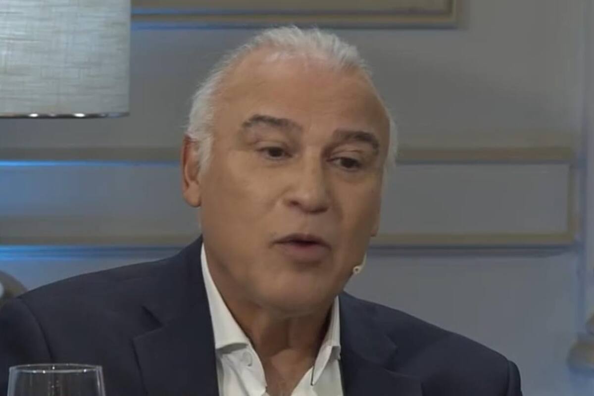 El cantante y compositor Paz Martínez pasó por el programa debut de Fantino en El Nueve