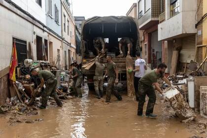 El caos causado por el temporal favorece posibles brotes