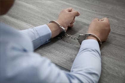 El capitán del chárter arrestado en Florida fue acusado de tráfico, venta y posesión de cocaína