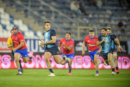 El capitán Tomás Cubilla, en otra imagen del histórico triunfo para Chile, ante Argentina XV