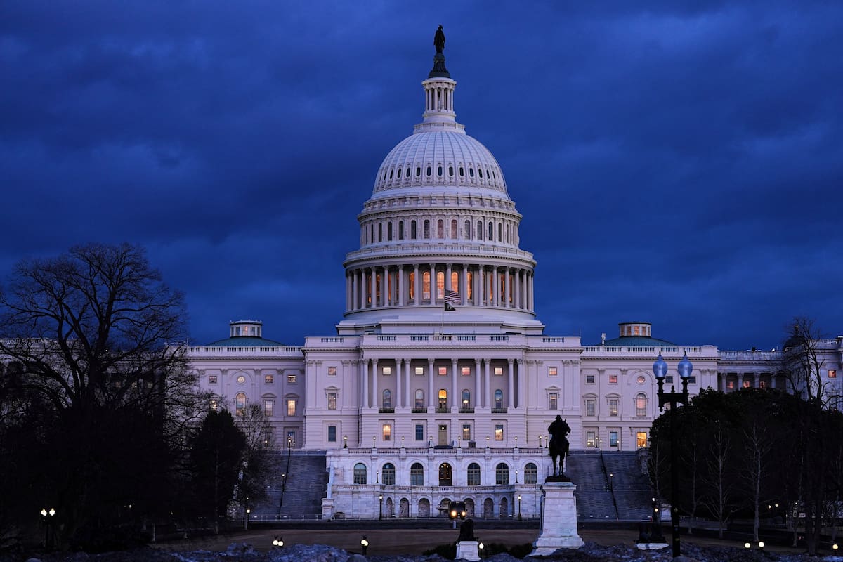 El Capitolio de Estados Unidos al atardecer, en Washington, antes del discurso del Estado de la Unión del presidente Donald Trump