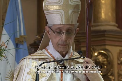 El cardenal Mario Aurelio Poli encabeza el Tedeum en la Catedral a puertas cerradas
