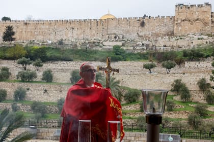 El cardenal Pierbattista Pizzaballa no pudo celebrar la misa en el Santo Sepulcro