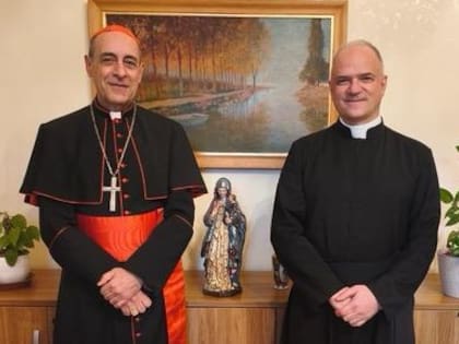 El cardenal "Tucho" Fernández junto a Davide Pagliarani, Superior General de la Fsspx